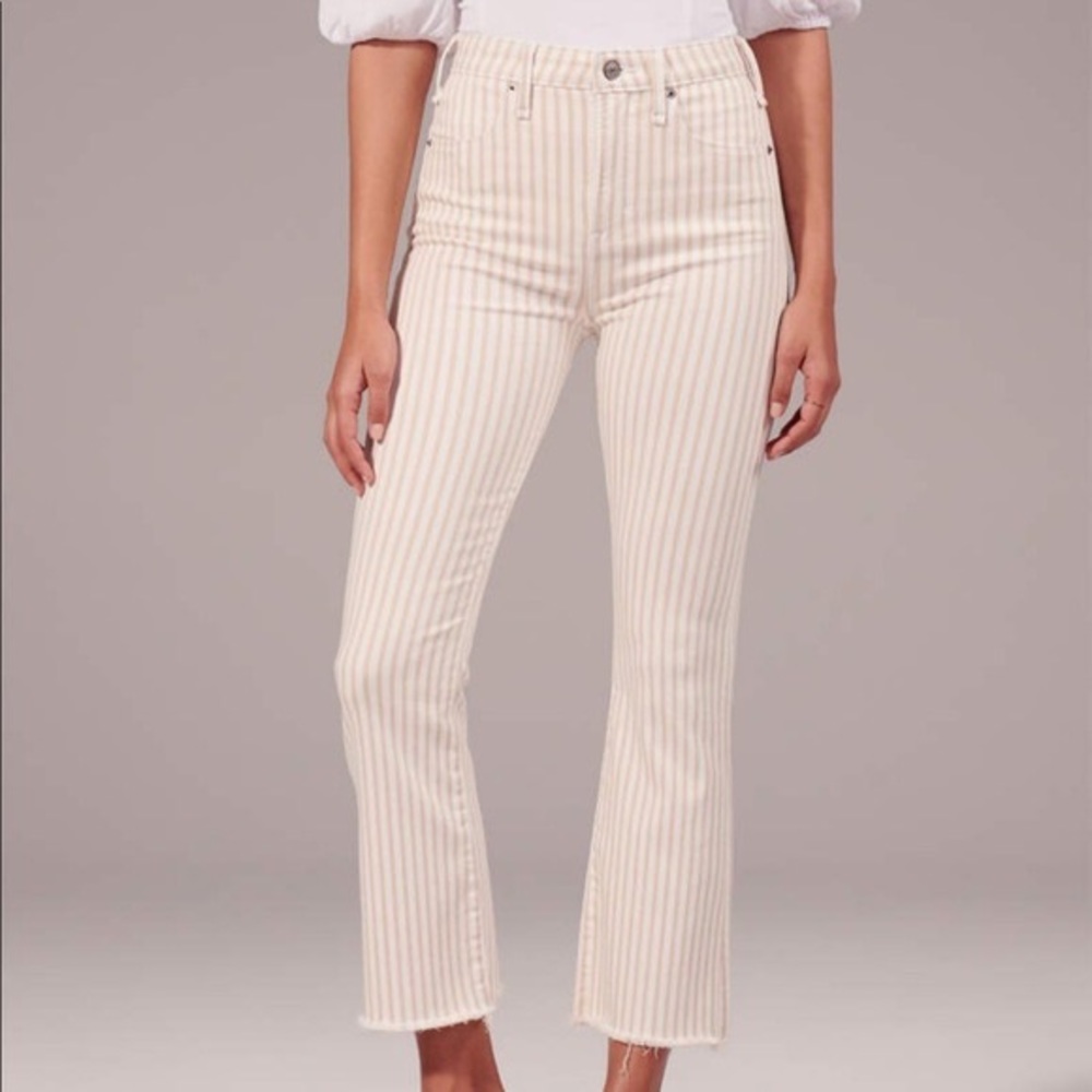 Abercrombie Beige & White Striped High Rise Ankle Flare Jean NWT